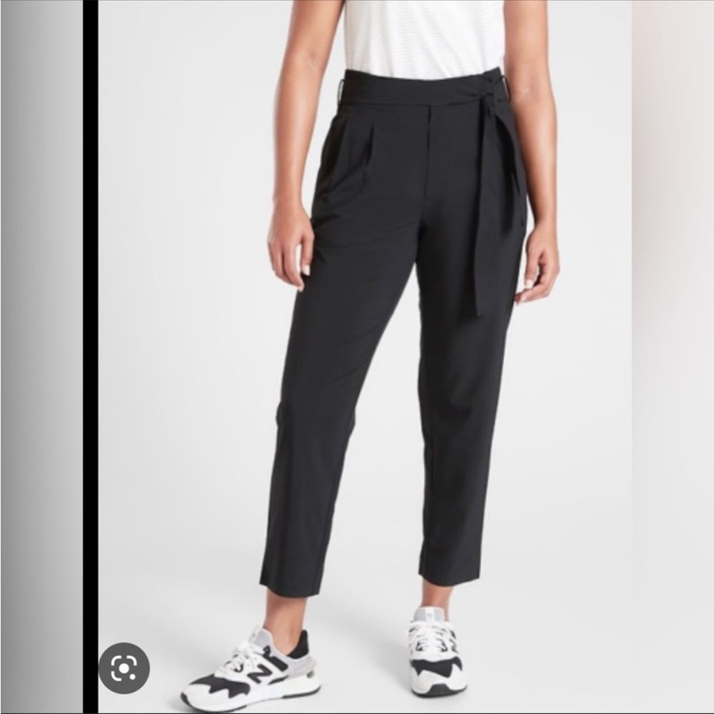 Athleta black Skyline II pant 10